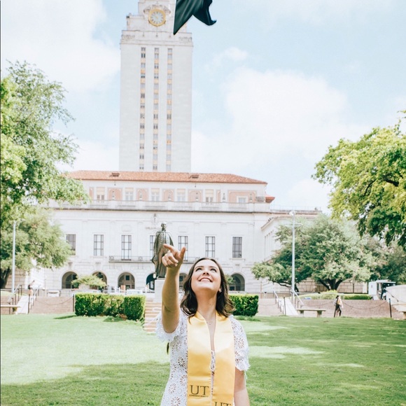 Meet your Posher, Alexandra - Picture 1 of 1